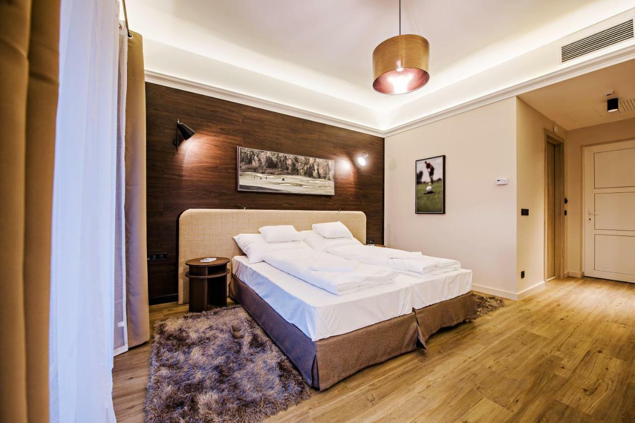 Pannonia Golf & Country Club Bed & Breakfast Alcsutdoboz Ngoại thất bức ảnh
